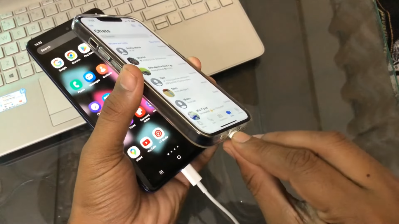 Connect Android & iPhone together with a USB C2 cable