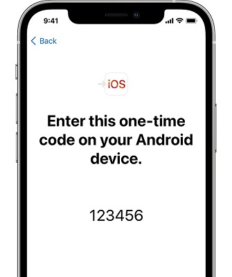 نافذة إدخال رمز التحقُّق على Move to iOS