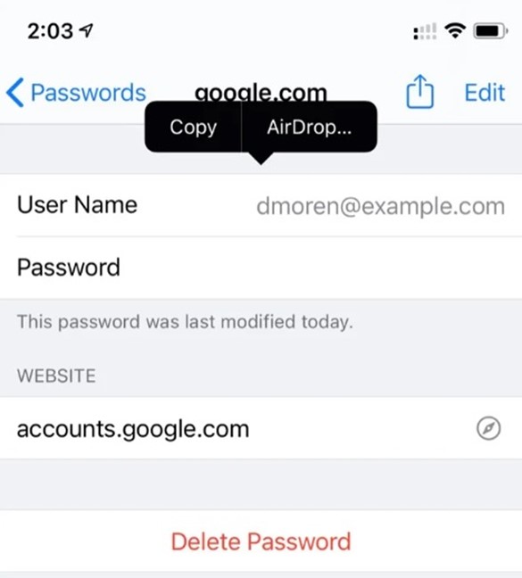 Trasferimento della password con Airdrop su iPhone 15 