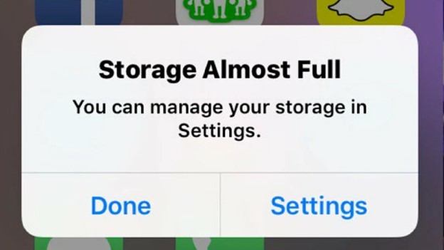 اضغط على optimize iPhone storage