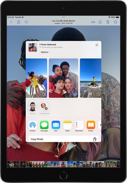 selezionare le foto nell'iPad per creare un collegamento iCloud