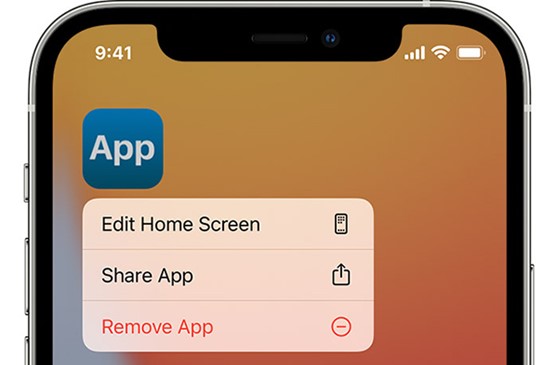 remova aplicativos pressionando longamente o ícone do aplicativo e escolha remover aplicativo para liberar mais espaço