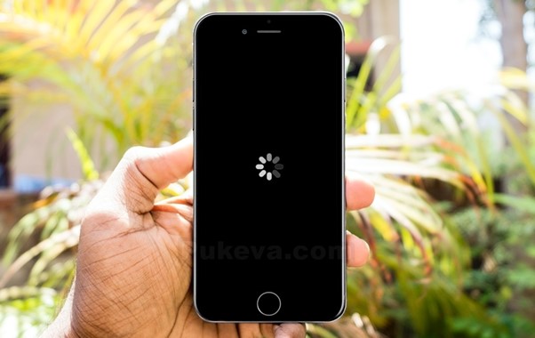 How to Fix the iPhone Black Screen Spinning Wheel Issue?