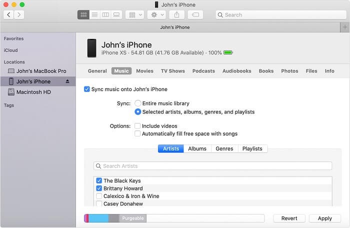 choose iphone in finder to copy music to iphone from mac