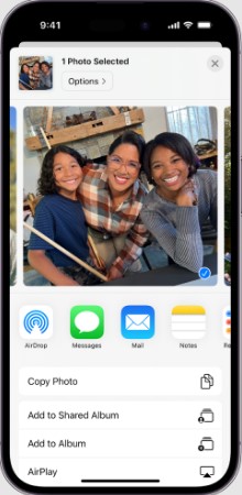 choose airdrop by which to transfer a photos between iphones 