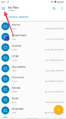 apri l'app solid explorer sul tuo telefono e tocca il pulsante del menu